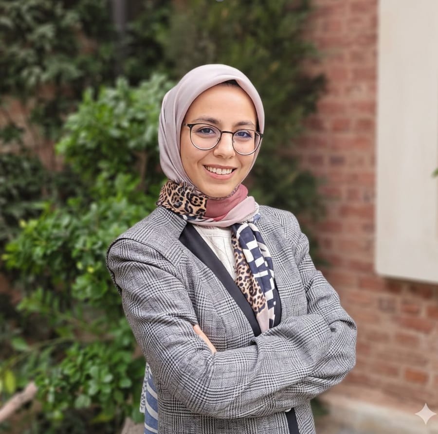 Dr. Öğr. Üyesi Emine Develi Ayverdi — Danışman